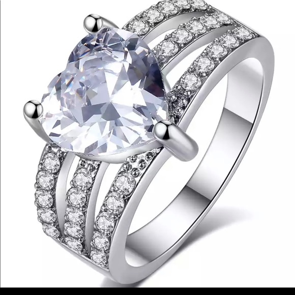 New Zircon Ring Woman Magical Beautiful ring - Picture 2 of 6